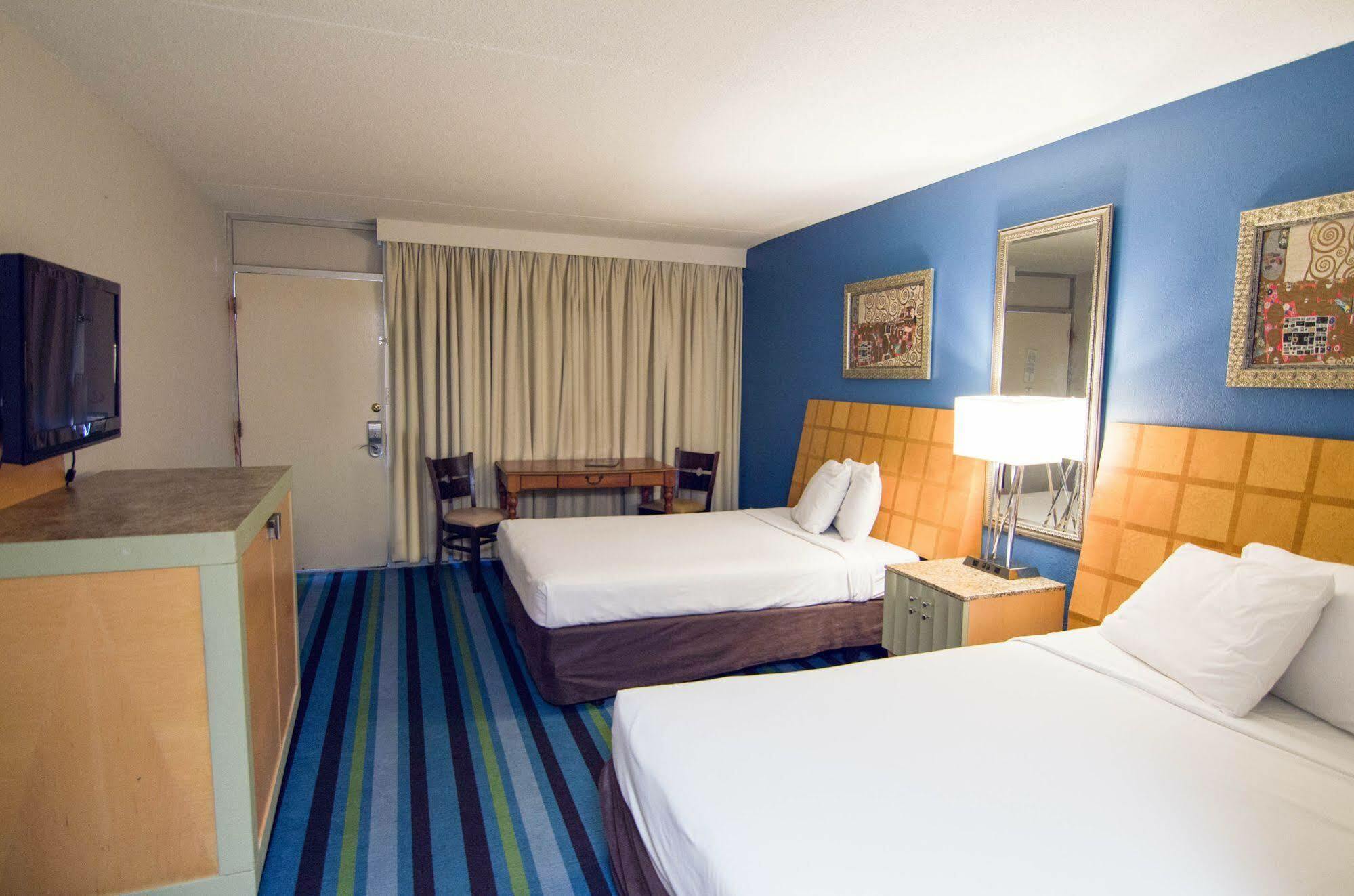 מירטל ביץ' Ocean Inn מראה חיצוני תמונה
